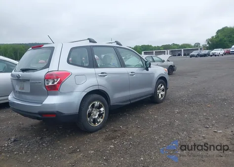 2014 Subaru Forester 2.5I z USA, uszkodzony, nr VIN JF2SJAAC8EH441583
